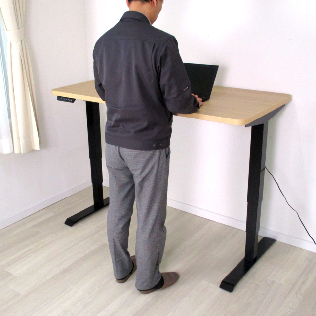 電動昇降テーブル